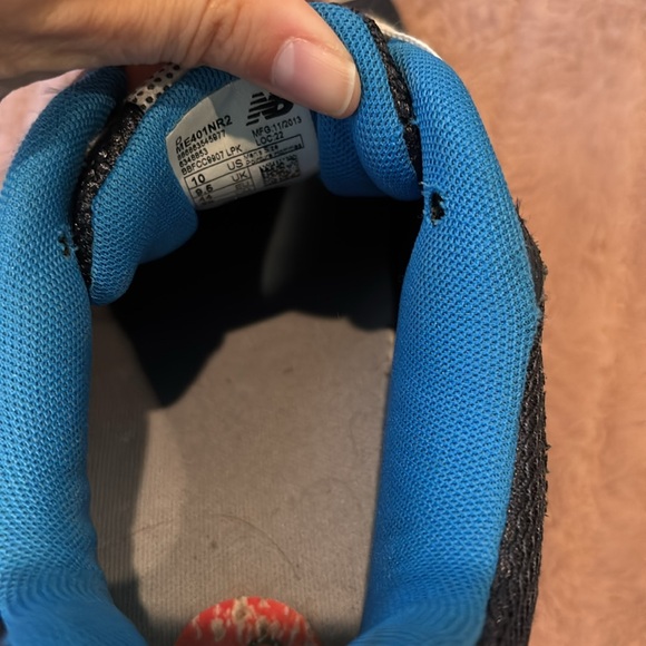 New Balance Blue Sneakers Men’s size 10 - Picture 6 of 8